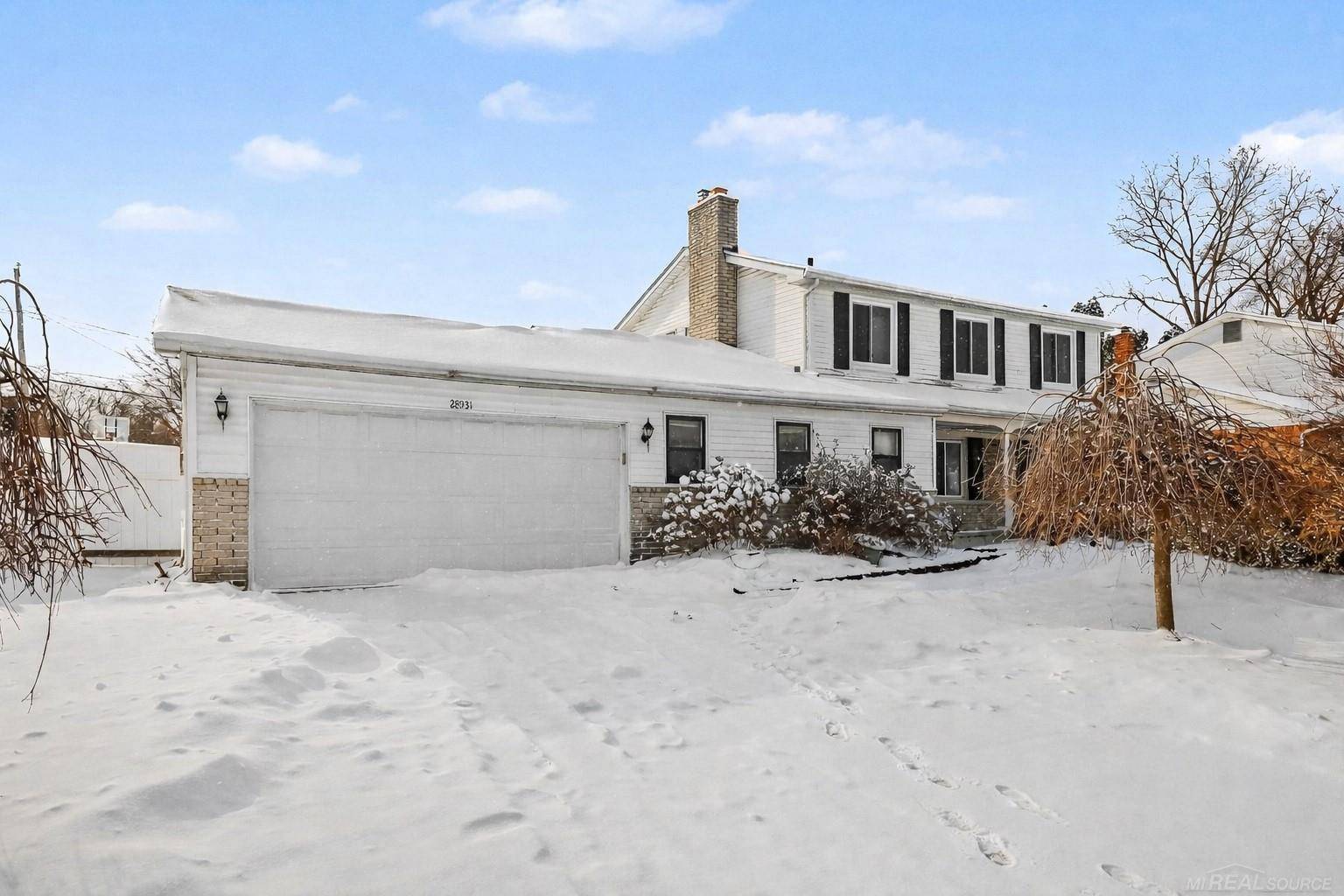 Farmington, MI 48336,28931 W 11 Mile RD