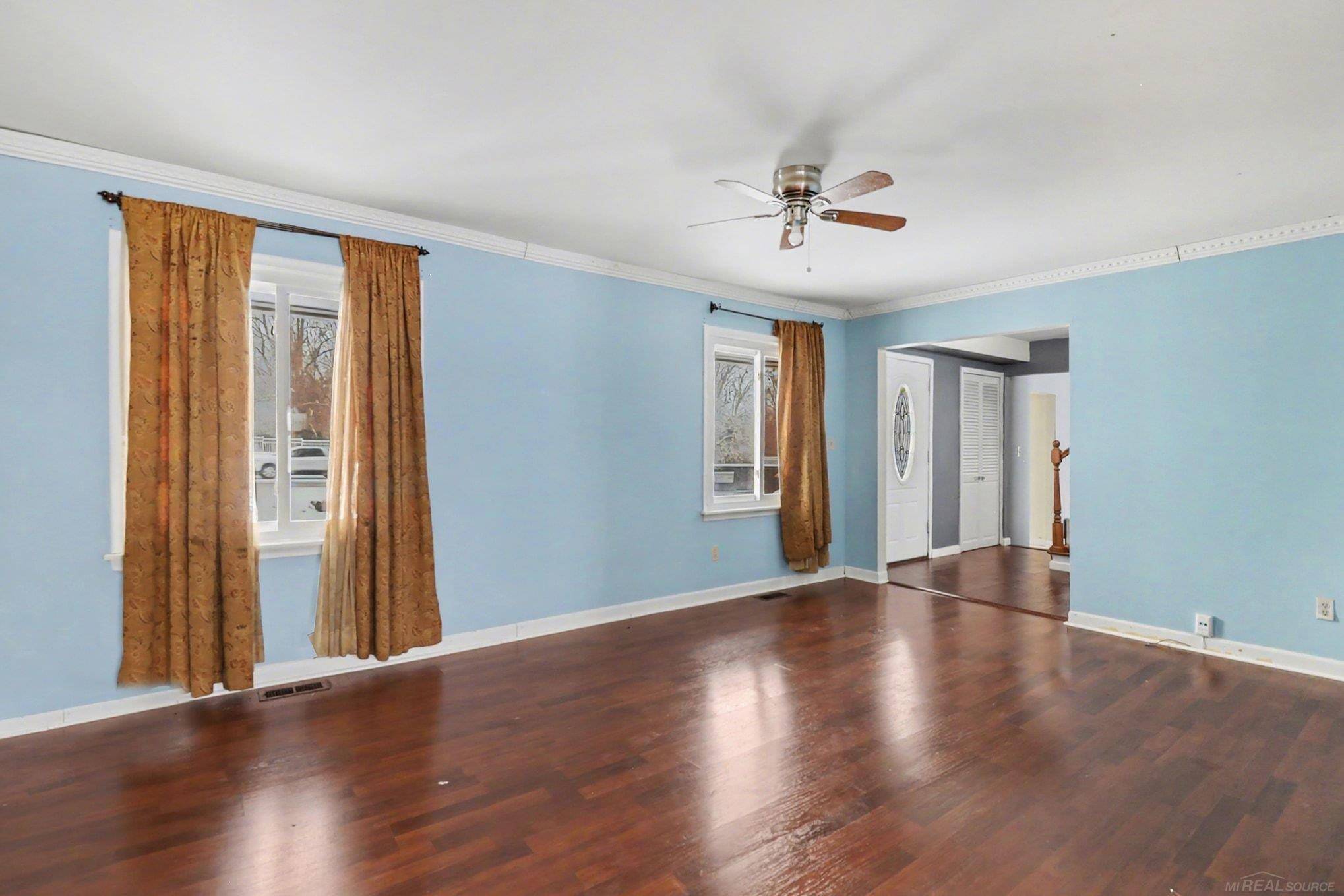 Farmington, MI 48336,28931 W 11 Mile RD