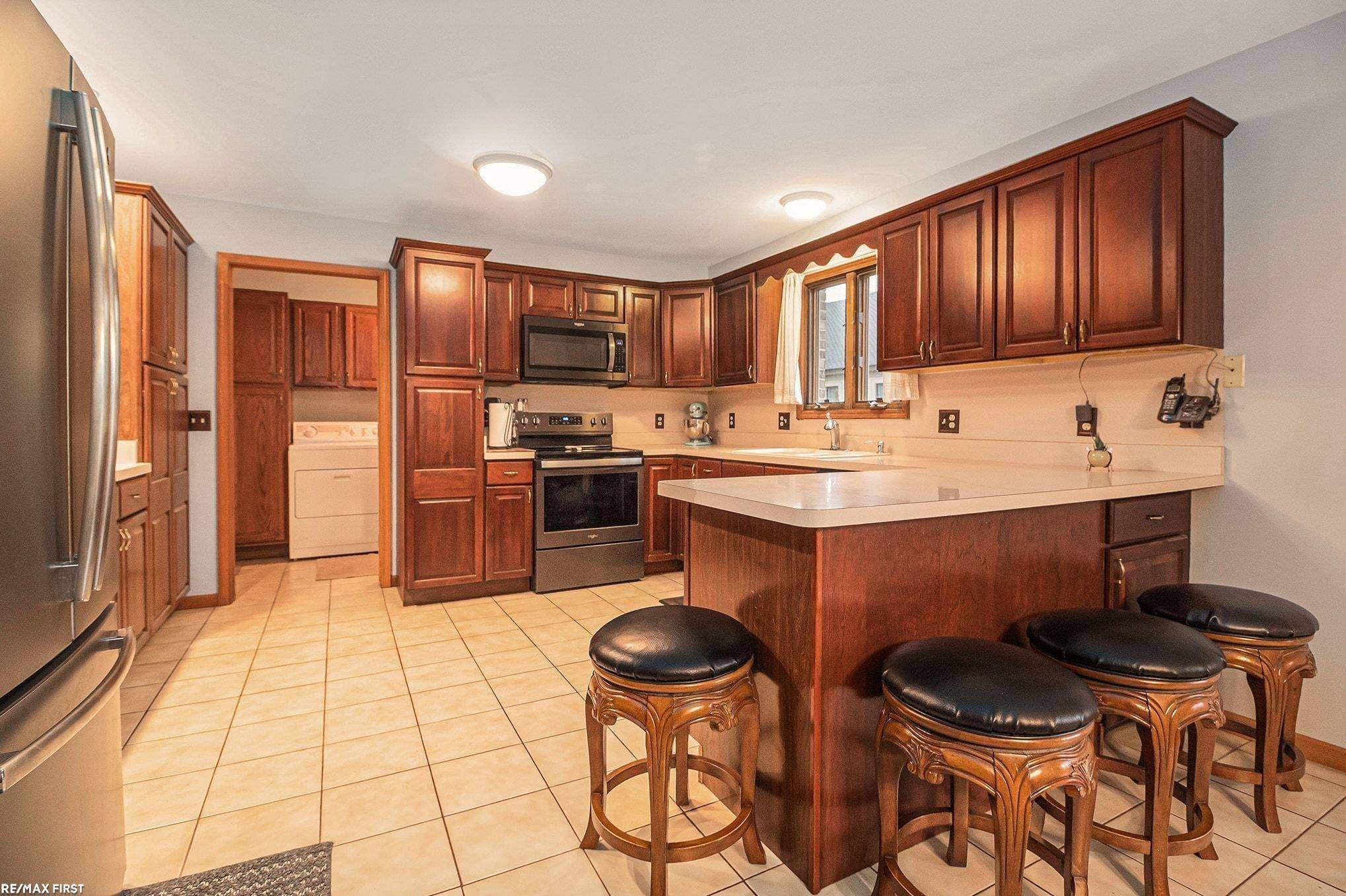 Dearborn Heights, MI 48127,1924 Amboy ST