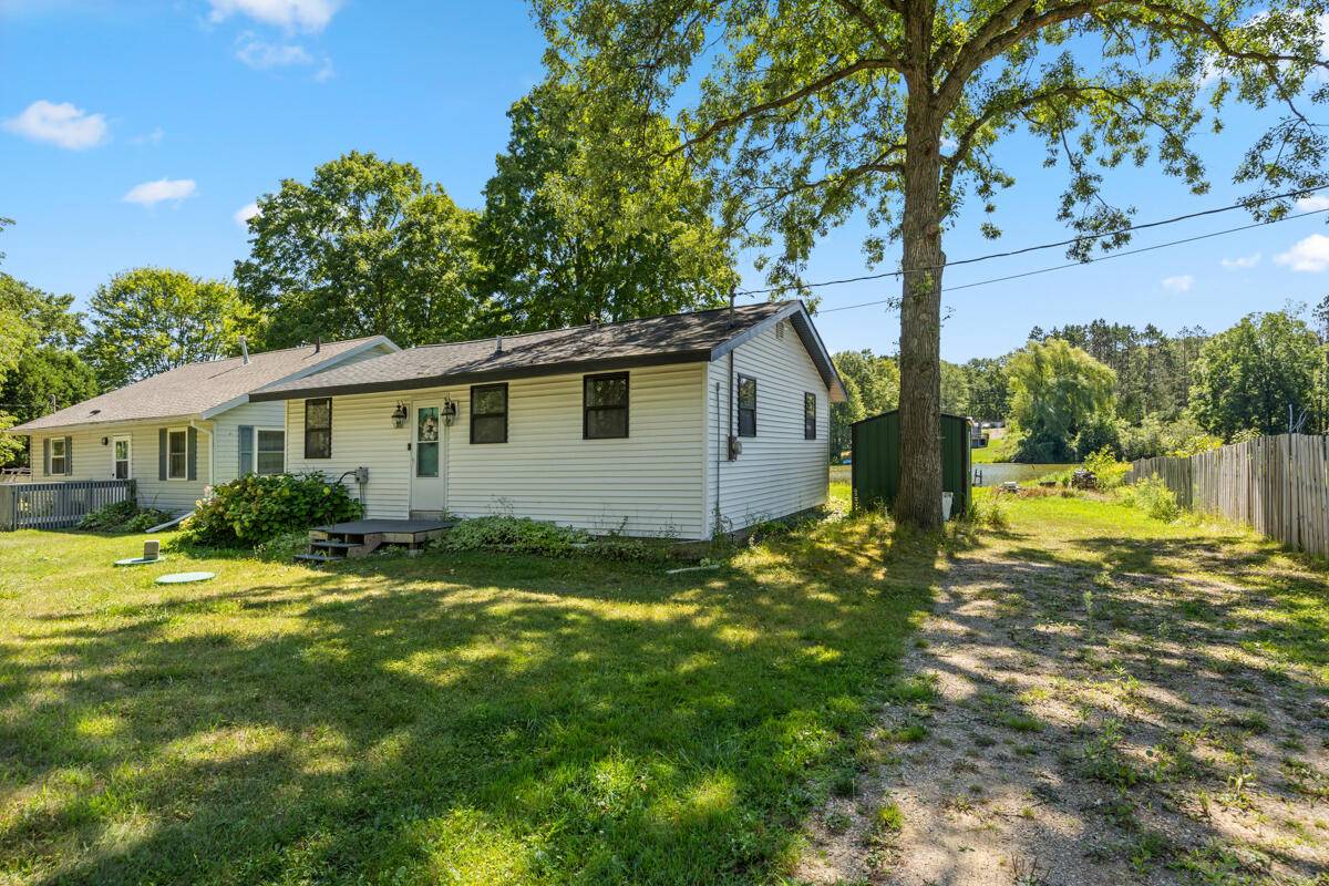 Weidman, MI 48893,7160 Windoga Lake DR