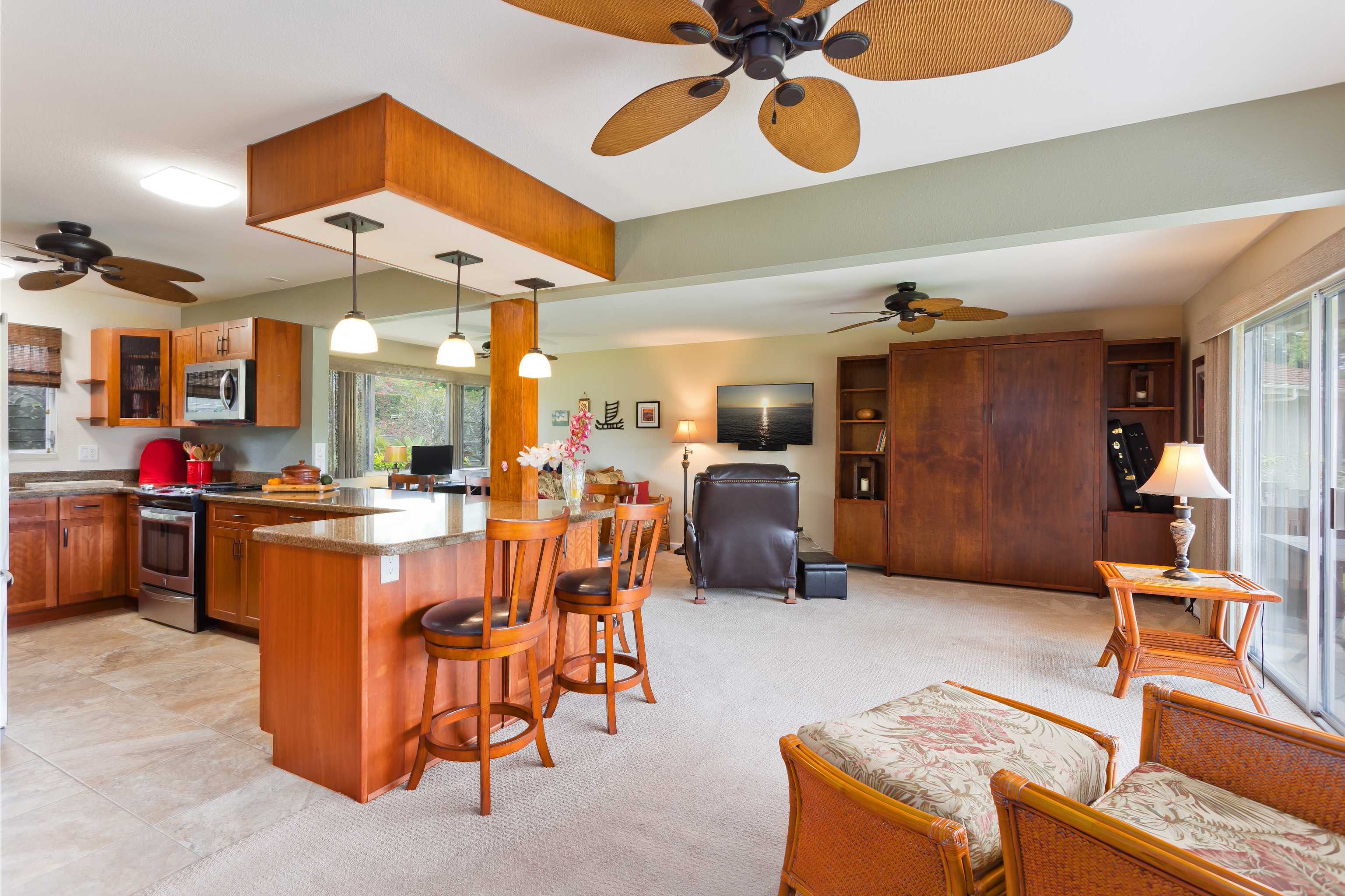 Kailua Kona, HI 96740,78-7054 KAMEHAMEHA III RD #1301