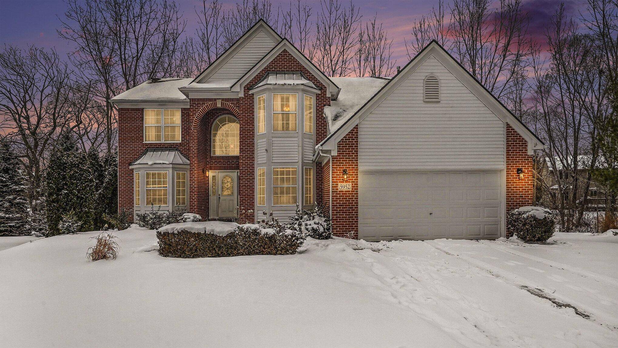 Ann Arbor, MI 48103,5952 Redstone CT
