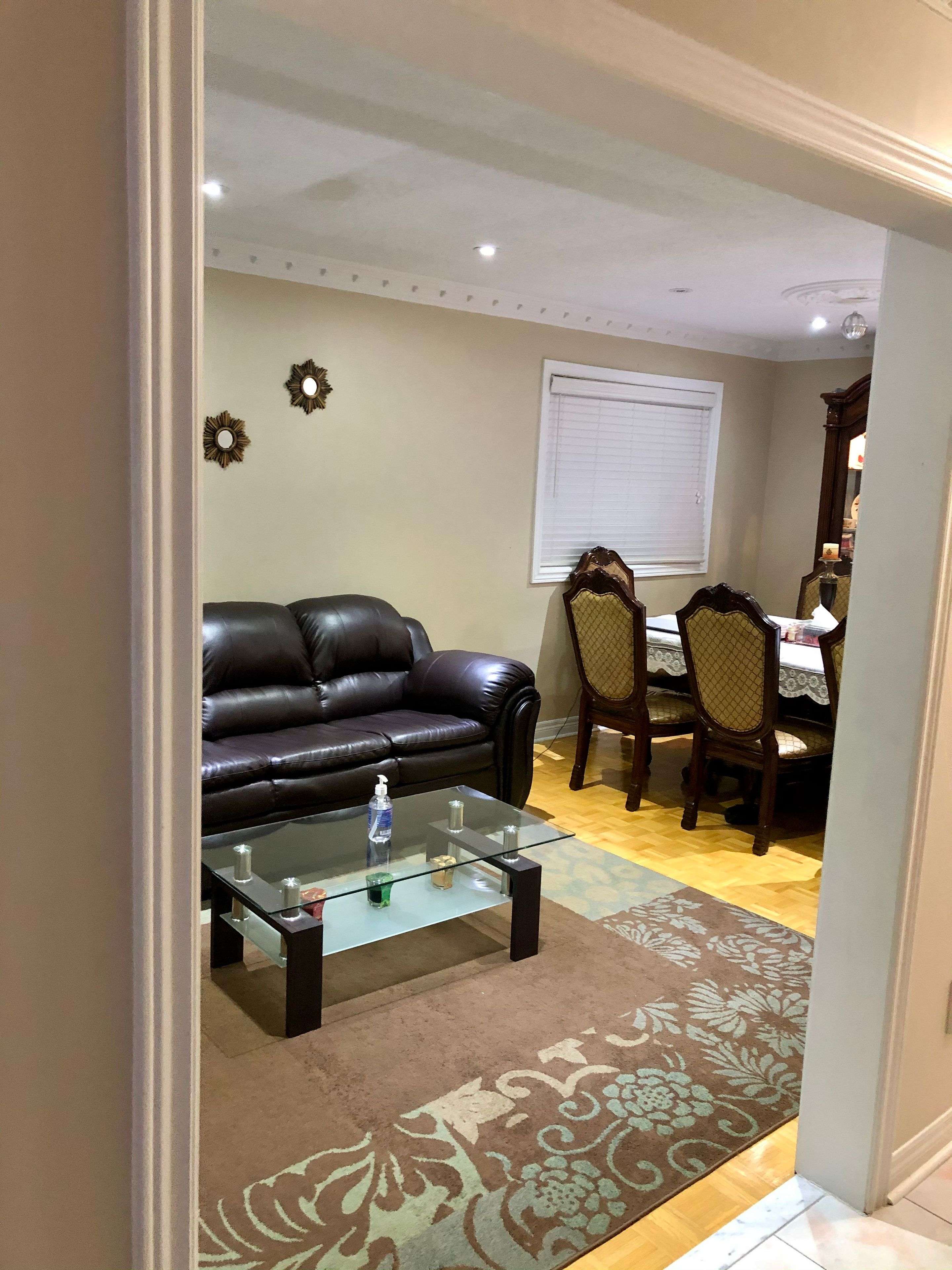 Brampton, ON L6R 2P8,20 Egypt DR