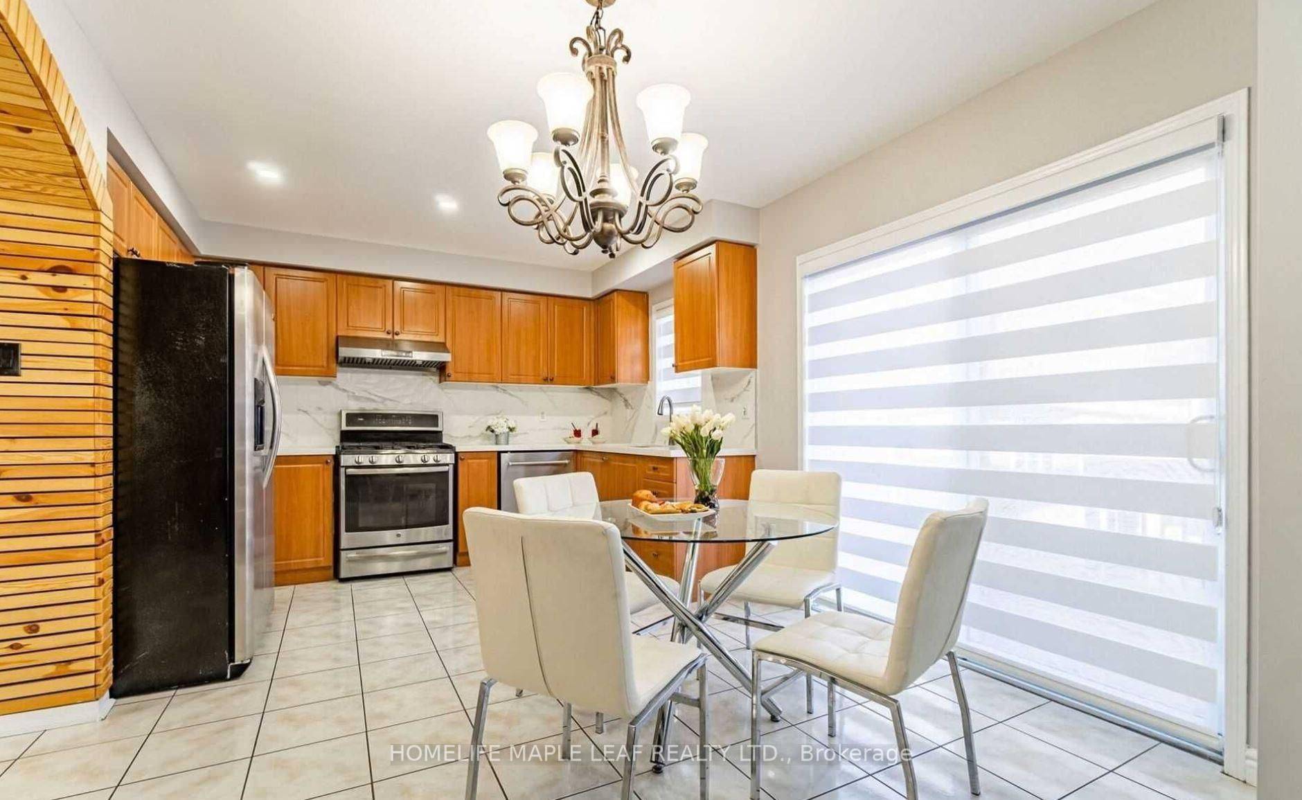 Brampton, ON L7A 2L3,343 Edenbrook Hill DR