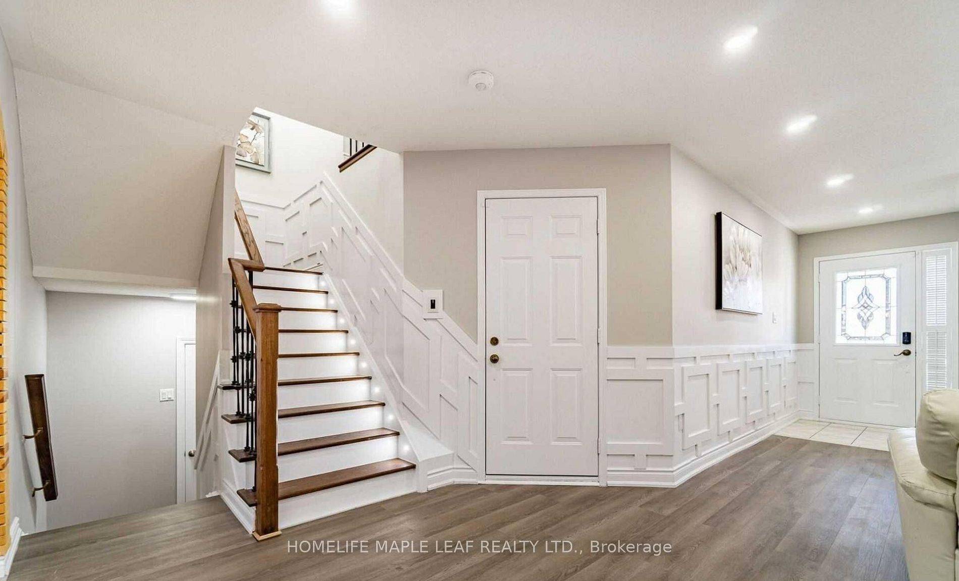 Brampton, ON L7A 2L3,343 Edenbrook Hill DR