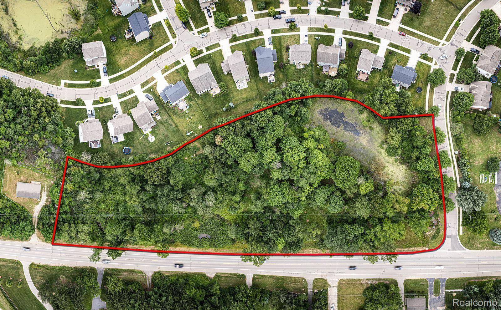 2436 Ortonville RD, Brandon Twp, MI 48462