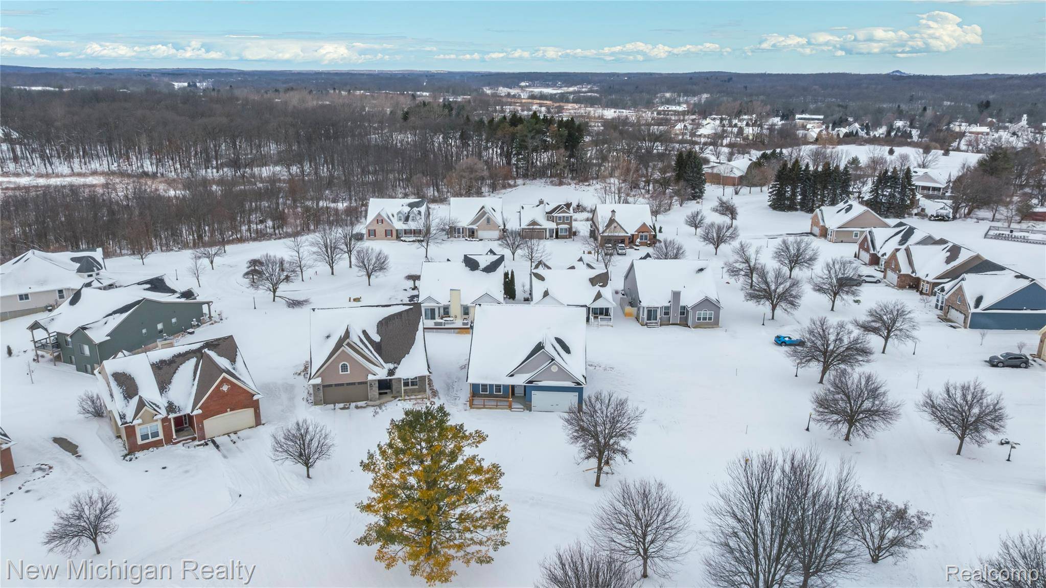 Davisburg, MI 48350,7453 Village CT