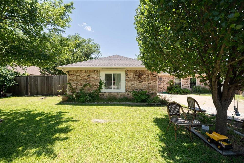 Dallas, TX 75217,1825 E Shore Drive