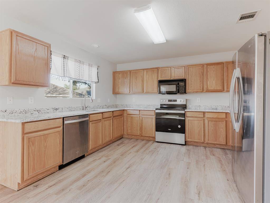 Fort Worth, TX 76244,4901 Thorn Hollow Drive