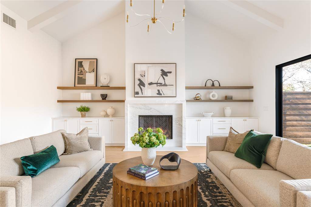 Dallas, TX 75220,3739 Park Lane