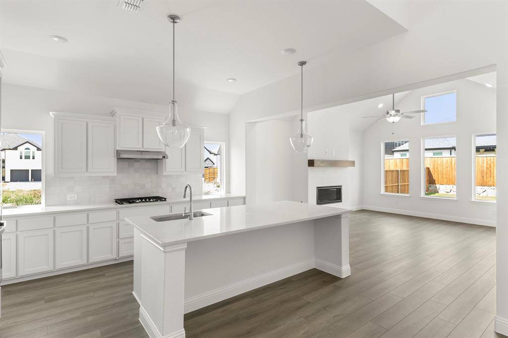 Celina, TX 75009,5705 Burford Lane