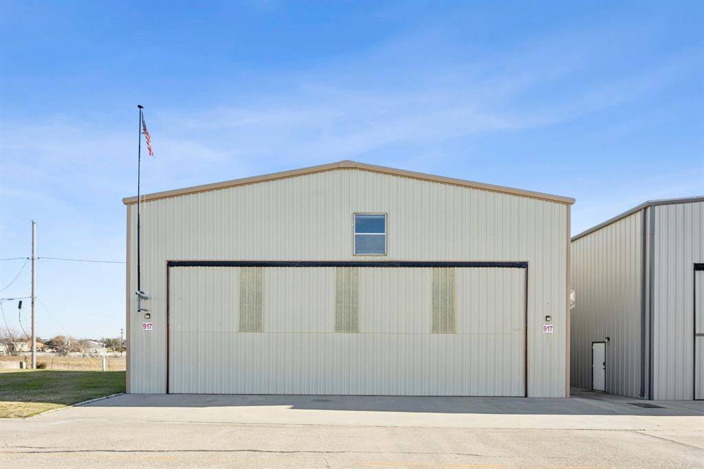 Fort Worth, TX 76179,917 Aviator Drive