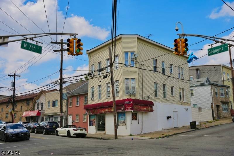 Paterson City, NJ 07522,92 Belmont Ave