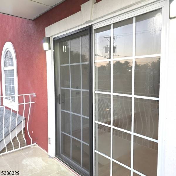 Newark City, NJ 07106,22 Boylan St #1