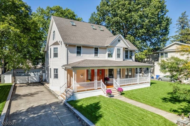 Rutherford Boro, NJ 07070,230 Springfield Ave