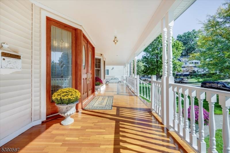 Rutherford Boro, NJ 07070,230 Springfield Ave