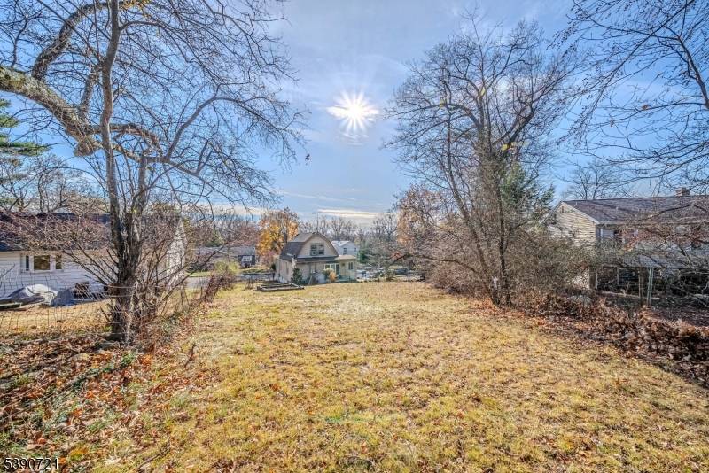 North Haledon Boro, NJ 07508,69 Linda Vista Ave