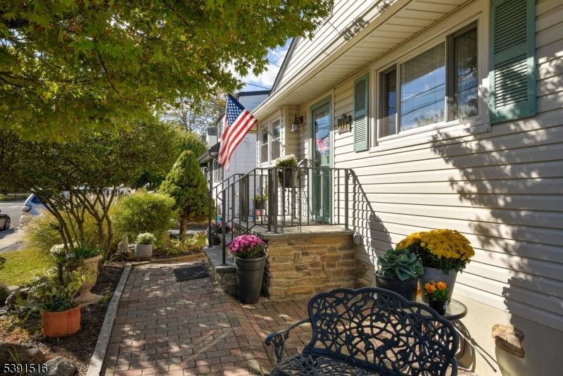 Manville Boro, NJ 08835,406 Washington Ave