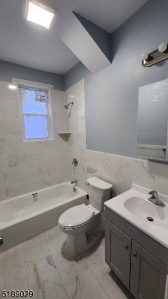 Irvington Twp., NJ 07111,193 22nd St #1