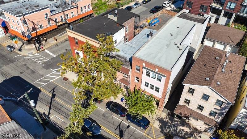 Newark City, NJ 07105,155 Lafayette St