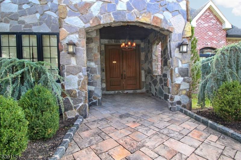 Totowa Boro, NJ 07512,51 Columbus Ave