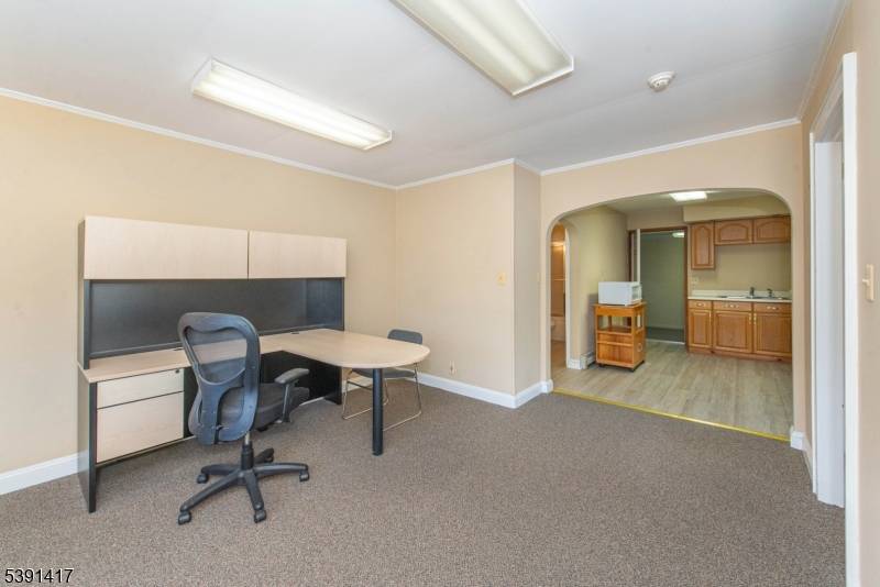 Hampton Twp., NJ 07860,52 Hampton House Rd (South)