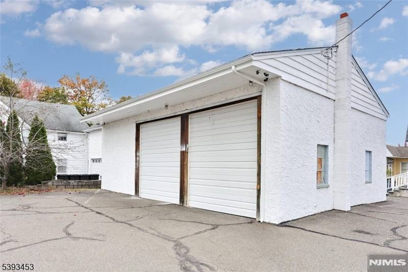 Wyckoff Twp., NJ 07481,625 Wyckoff Ave