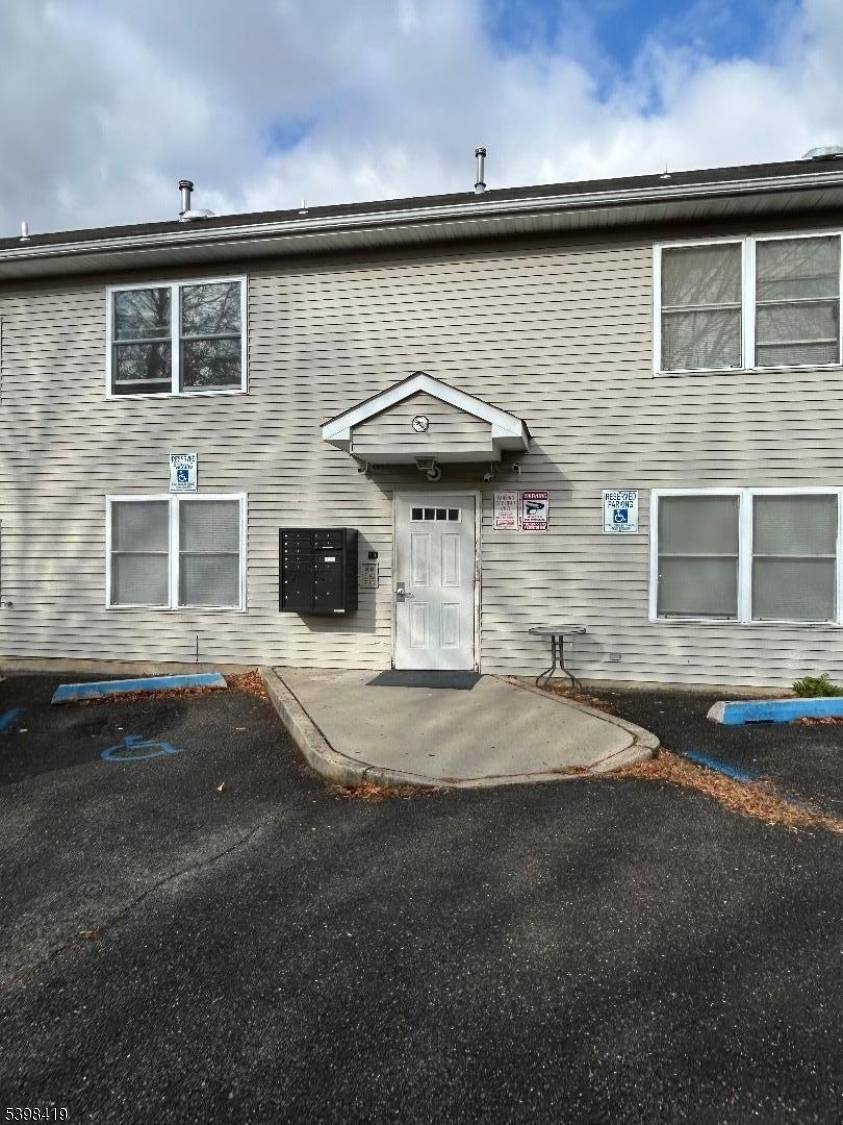 Manville Boro, NJ 08835,19 South Street