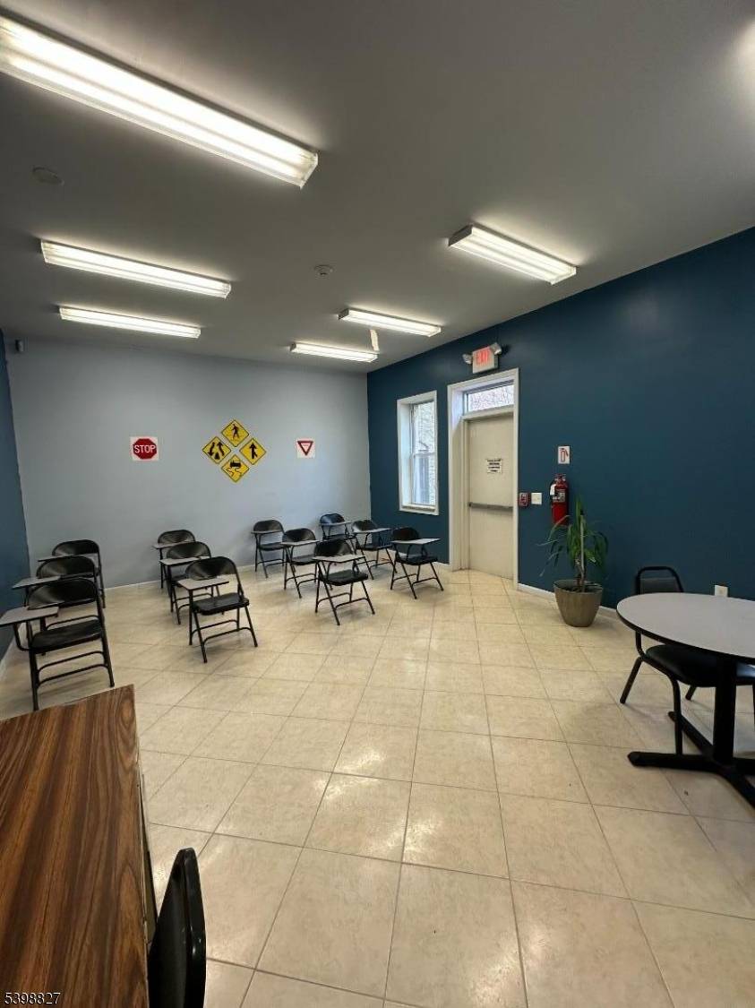 Clifton City, NJ 07011,1151 Main Ave