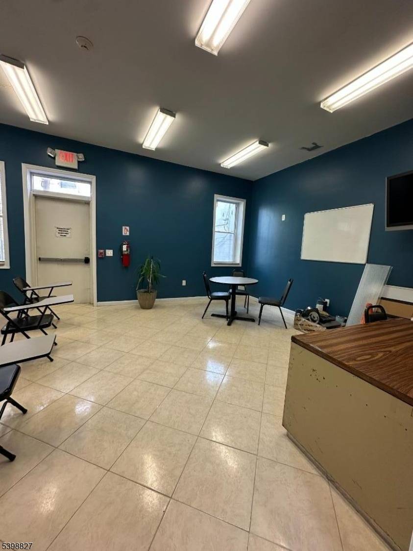 Clifton City, NJ 07011,1151 Main Ave