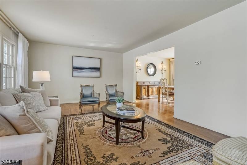 Springfield Twp., NJ 07081,14 Skylark Rd