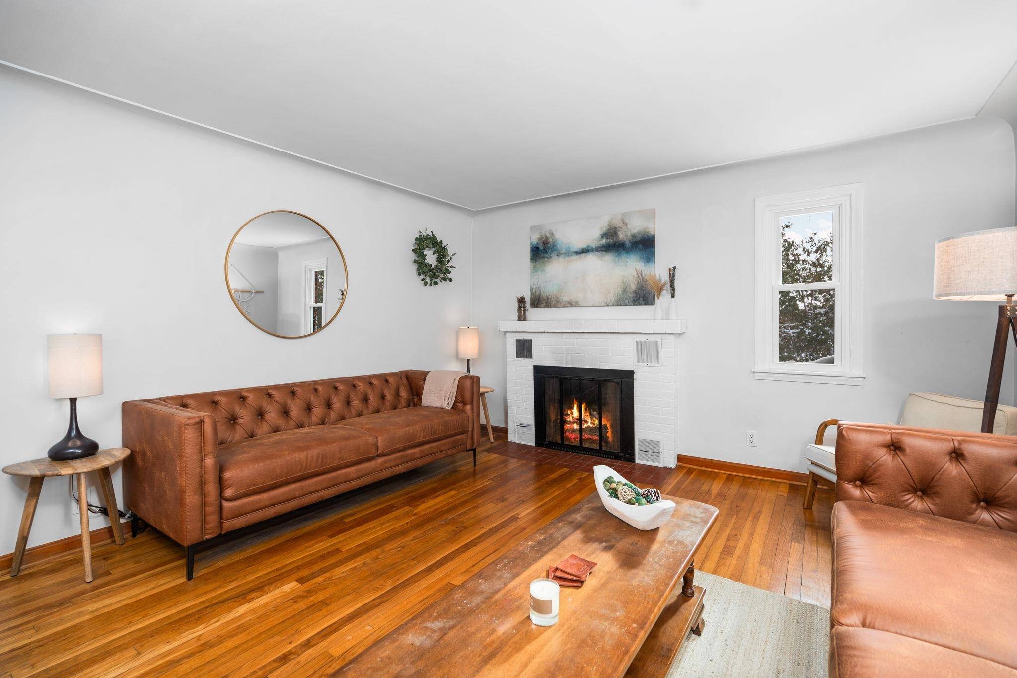 Traverse City, MI 49686,356 Huron