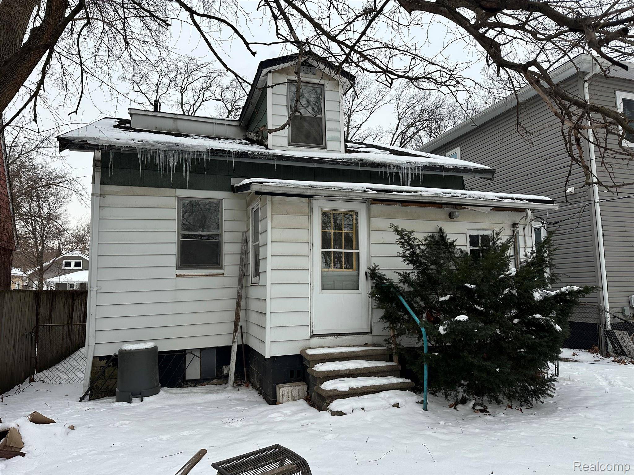 Ferndale, MI 48220,293 FIELDING ST