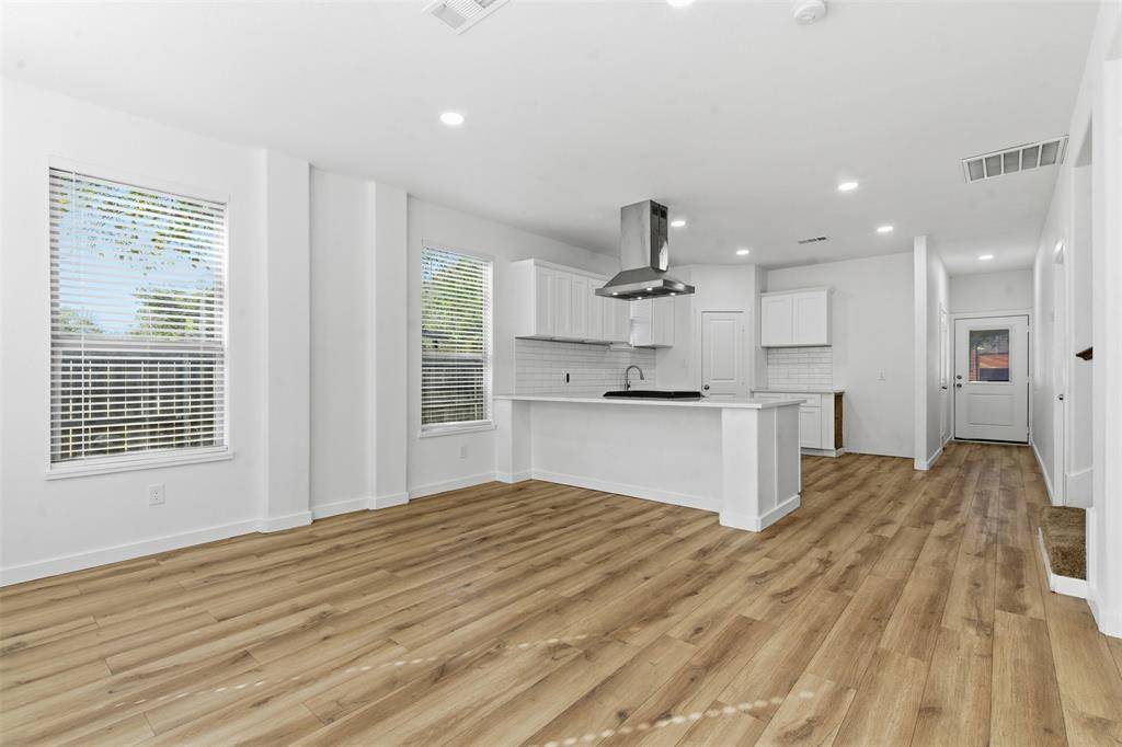 Hillsboro, TX 76645,709 E Franklin Street