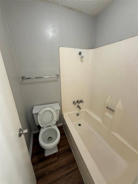 Dallas, TX 75231,7152 Fair Oaks Avenue #2193