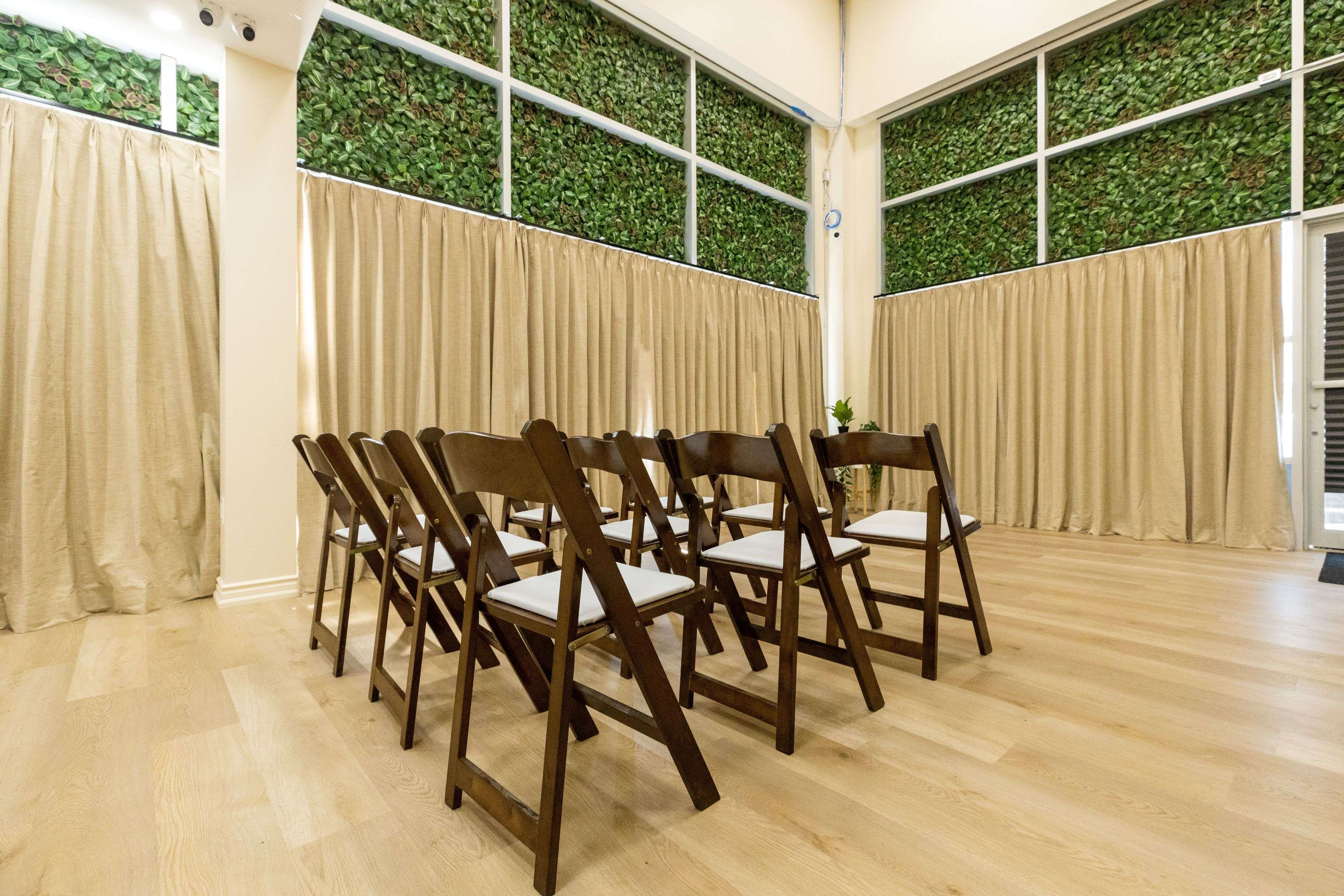 Toronto E04, ON M1L 0J2,101 Lebovic AVE #F01