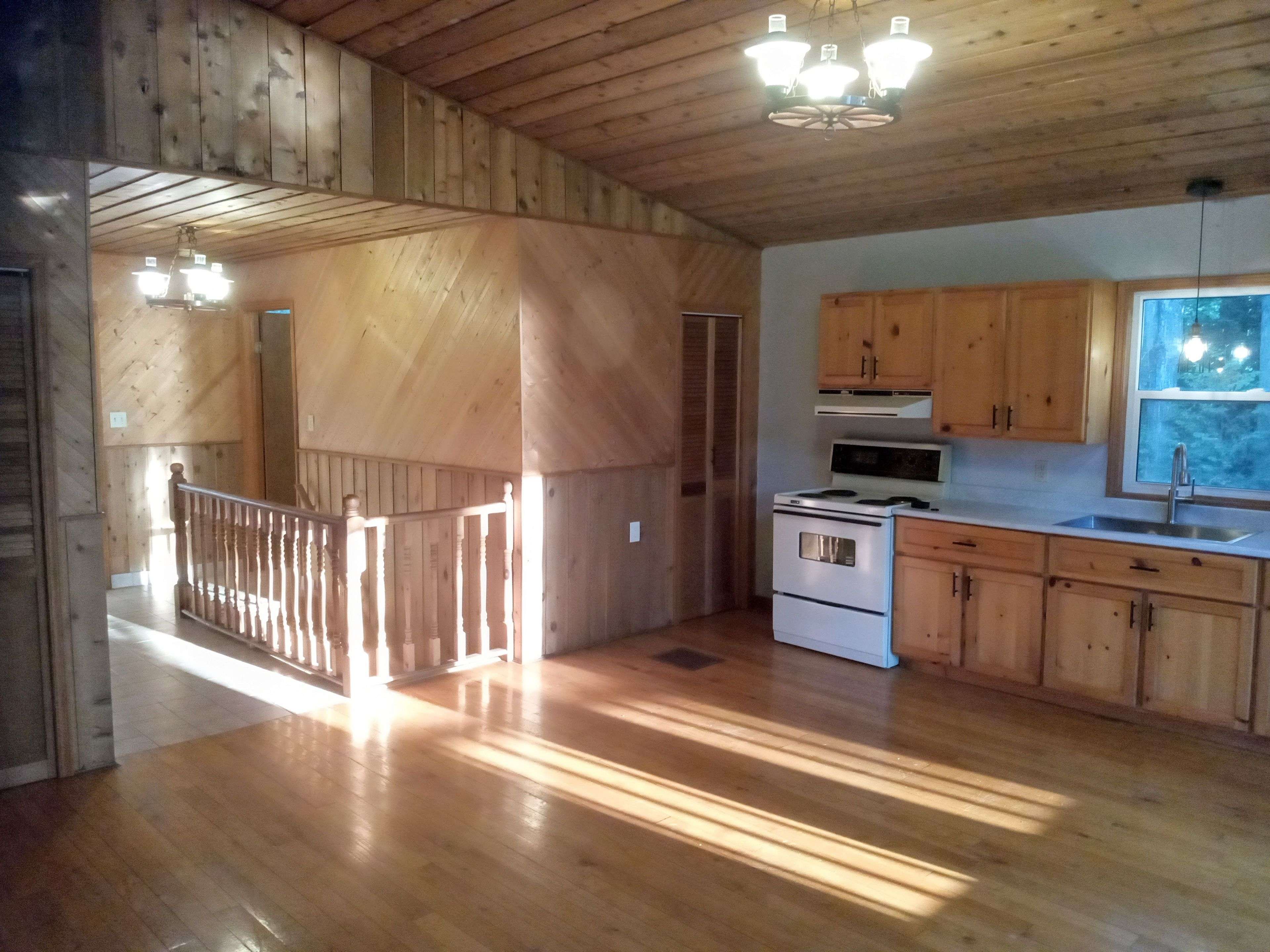 Ashfield-colborne-wawanosh, ON N7A 3X9,84433 Sunrise DR