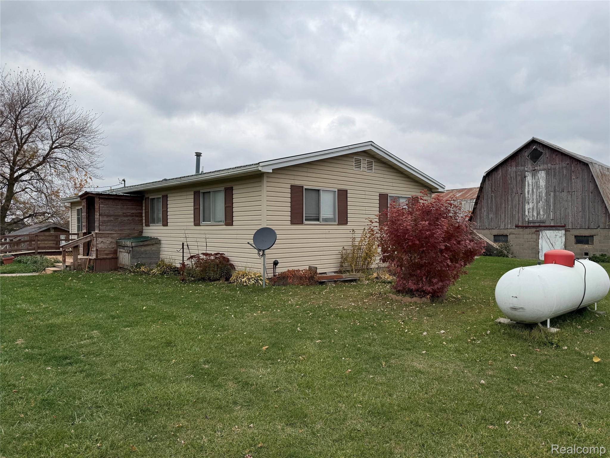 Marlette, MI 48453,4126 Montgomery