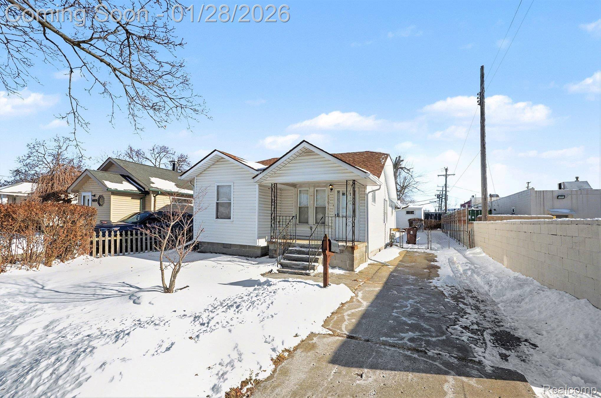 Center Line, MI 48015,25034 Comfort