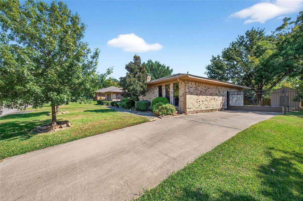 Sherman, TX 75092,1610 Idlewood Drive