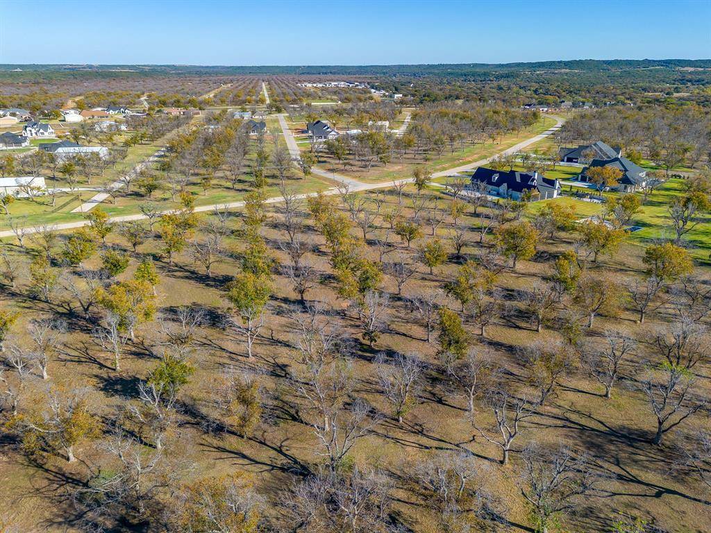 Granbury, TX 76049,8313 W Landings Road
