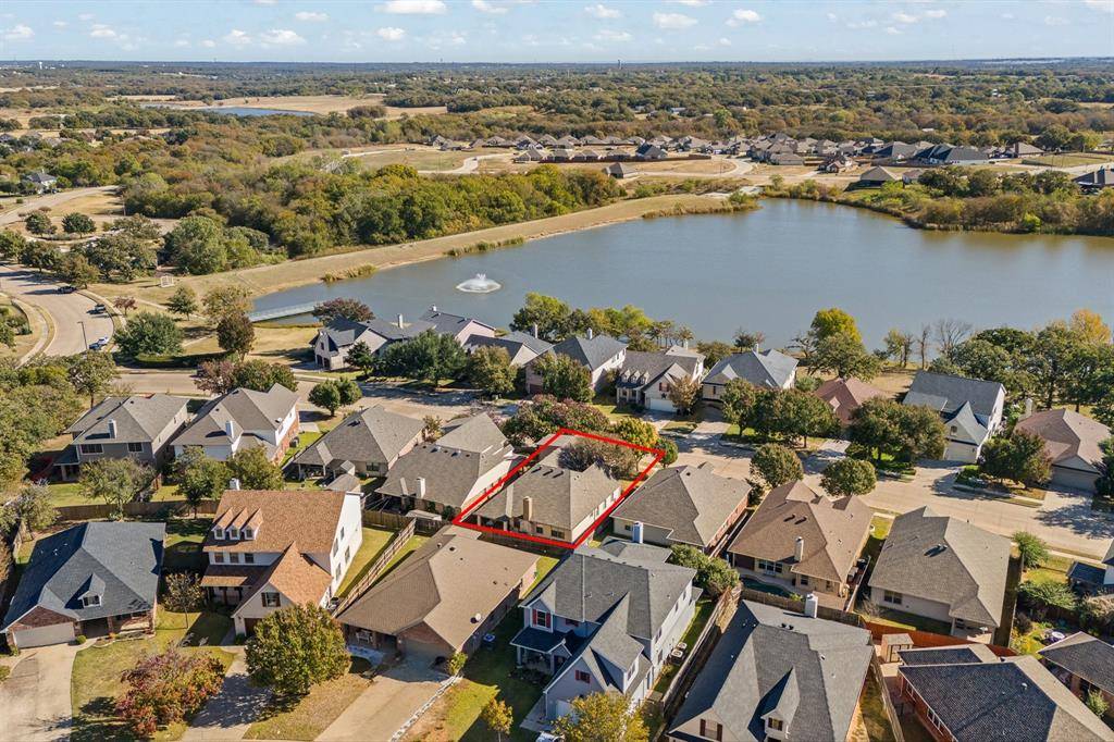 Burleson, TX 76028,2916 Shoreline Drive