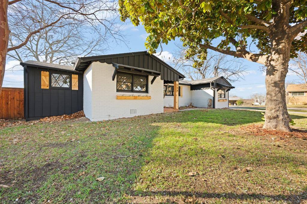 Grandview, TX 76050,108 Hilltop Drive