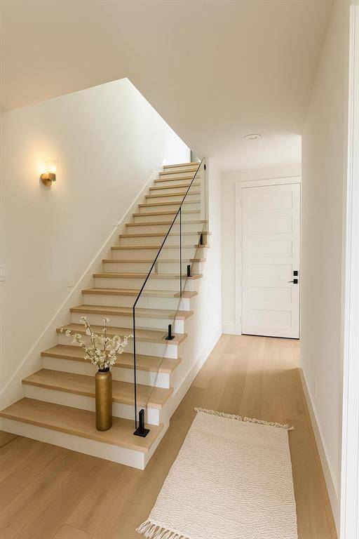 Dallas, TX 75212,918 Duluth Street