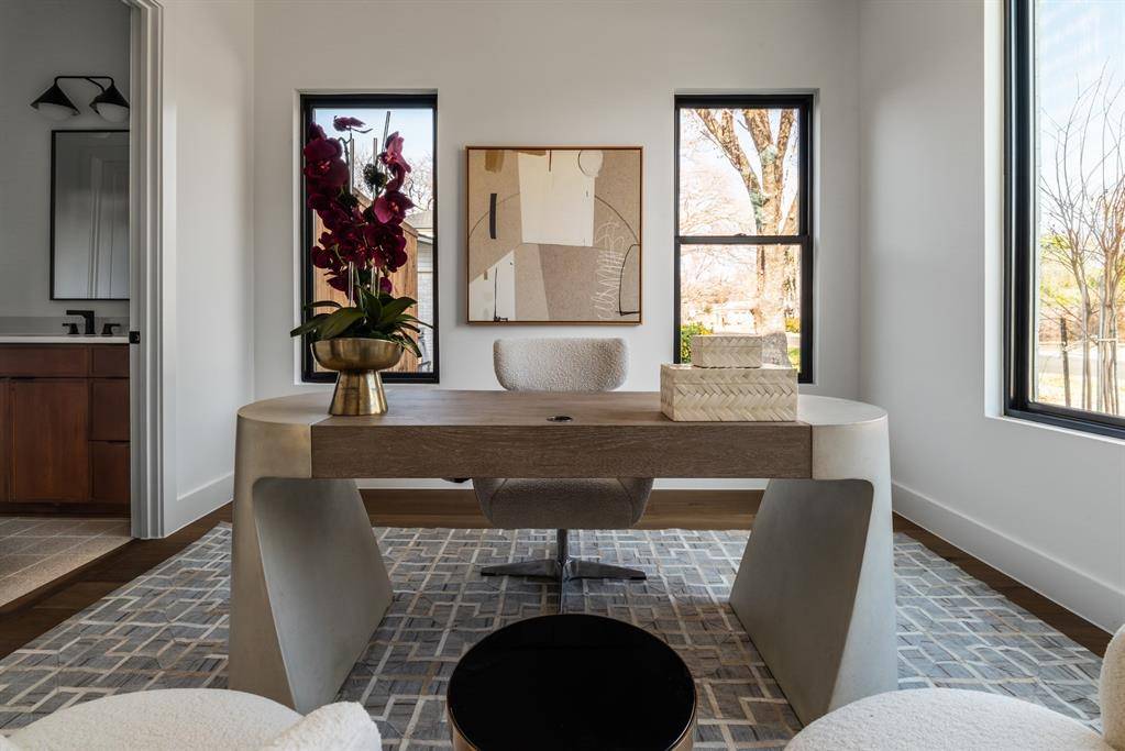 Dallas, TX 75229,10553 Cromwell Drive