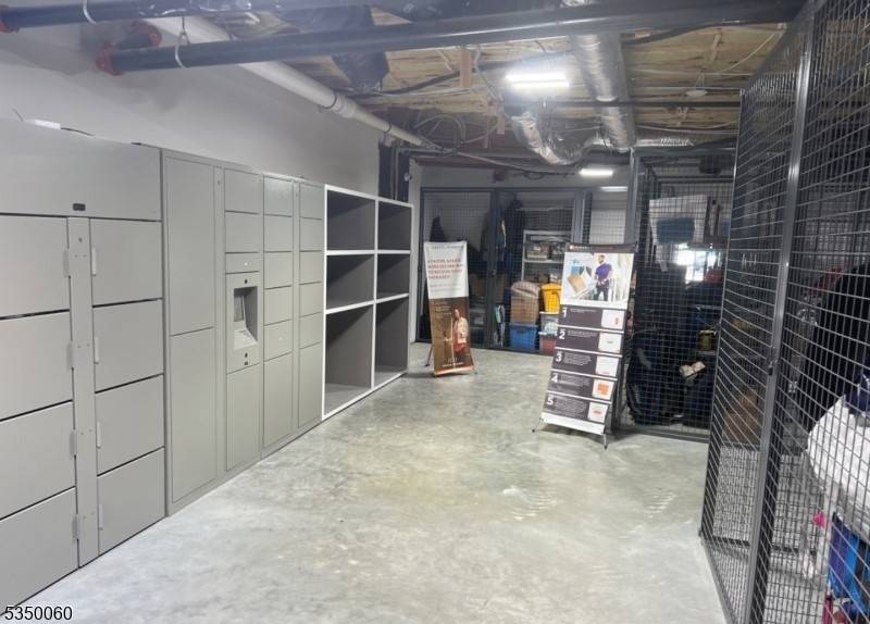 Westfield Town, NJ 07090,501 South Ave #208