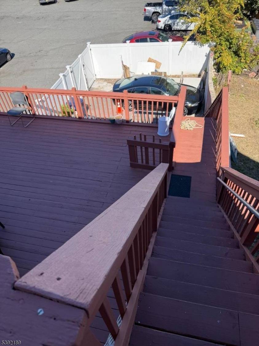 Perth Amboy City, NJ 08861,292 Smith St