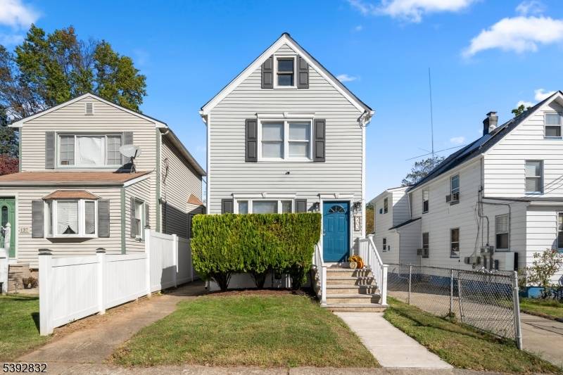 Roselle Boro, NJ 07203,203 Vine Street