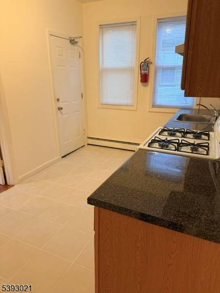 East Orange City, NJ 07018,403 S Clinton St