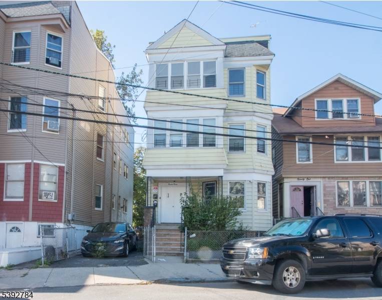 Irvington Twp., NJ 07111,93 21St St #1